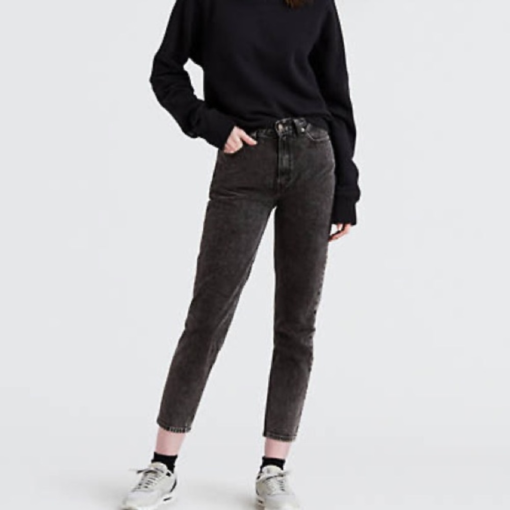 Levi’s Mom Jean